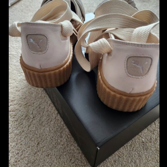 PUMA Fenty x Bow Creeper Sandals size 8.5- Pink Oatmeal - Picture 2 of 4
